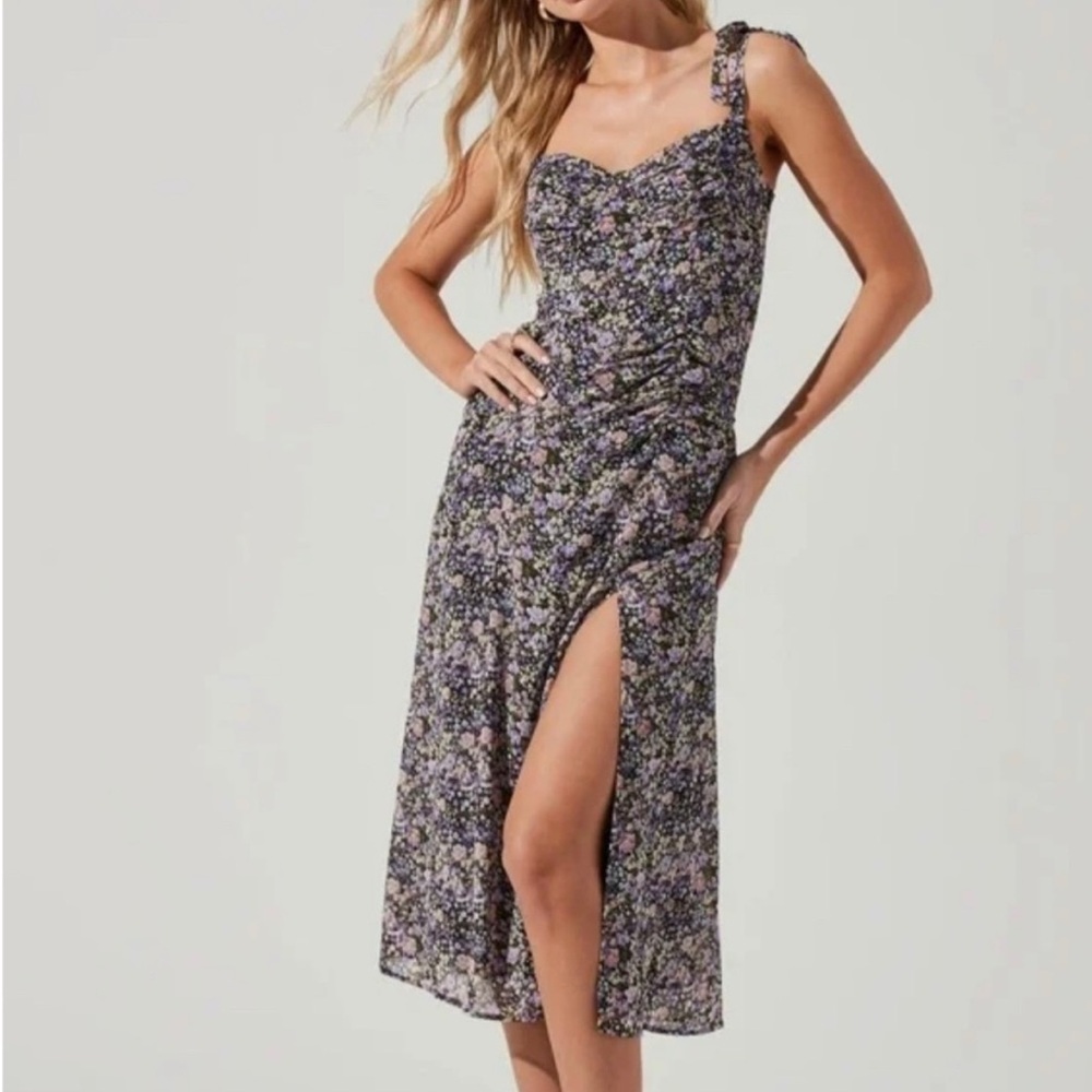 ASTR the Label Milkmaid Tie Strap Floral Midi Dress
